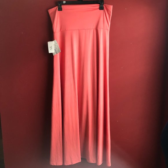 Lula Roe "Olivia" Skirt - Picture 2 of 10